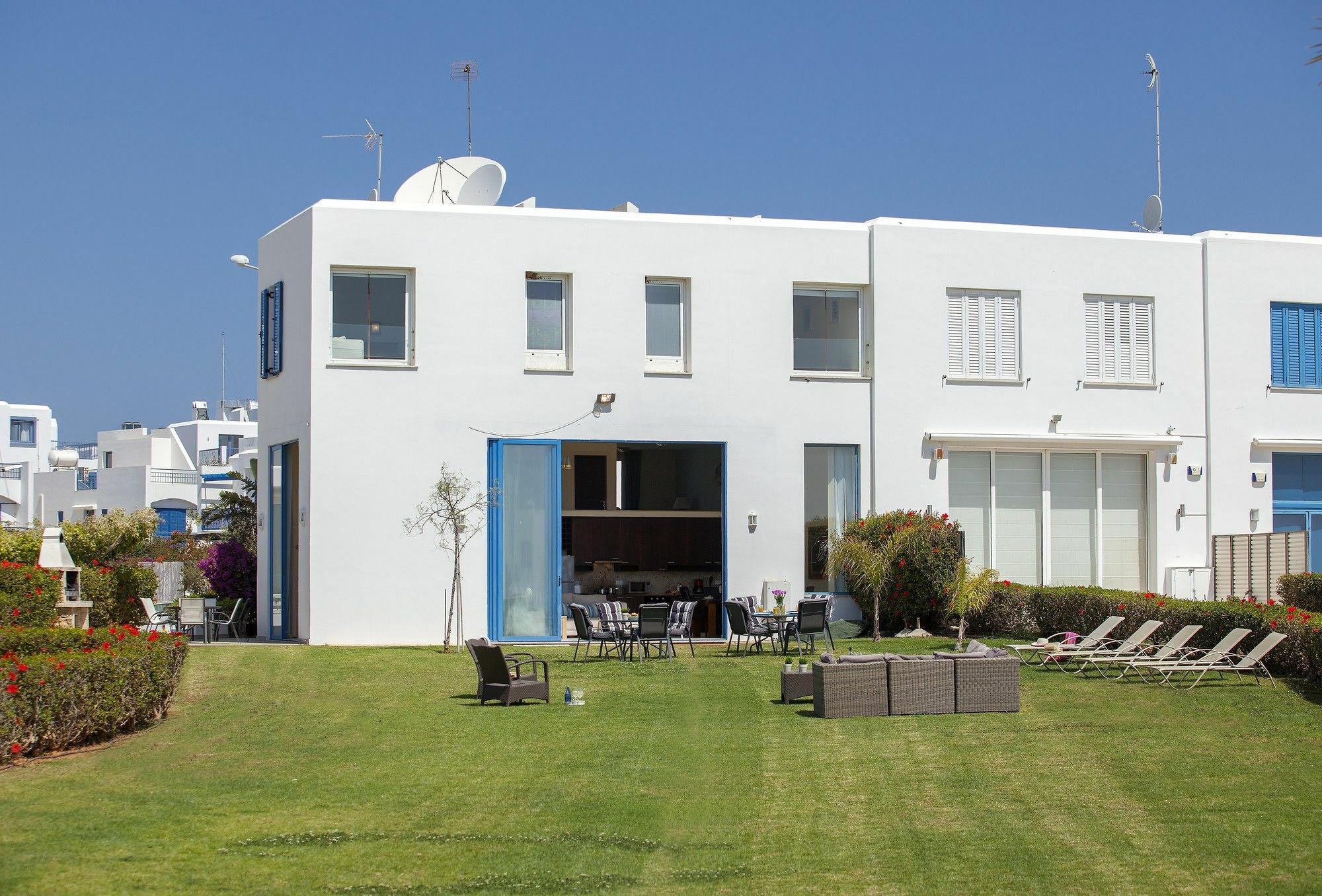 Naxos * Protaras