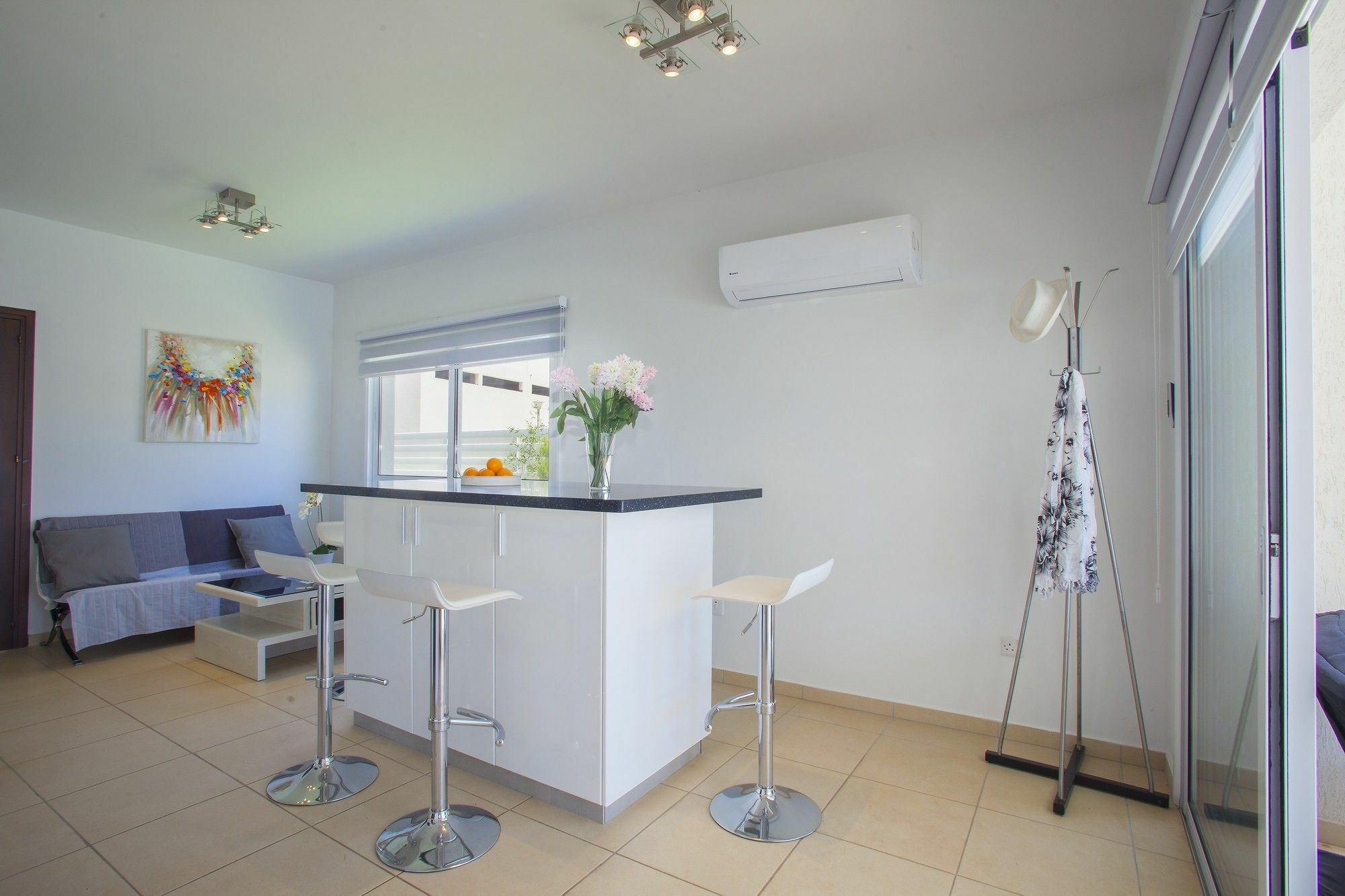 Anemoni Apartment