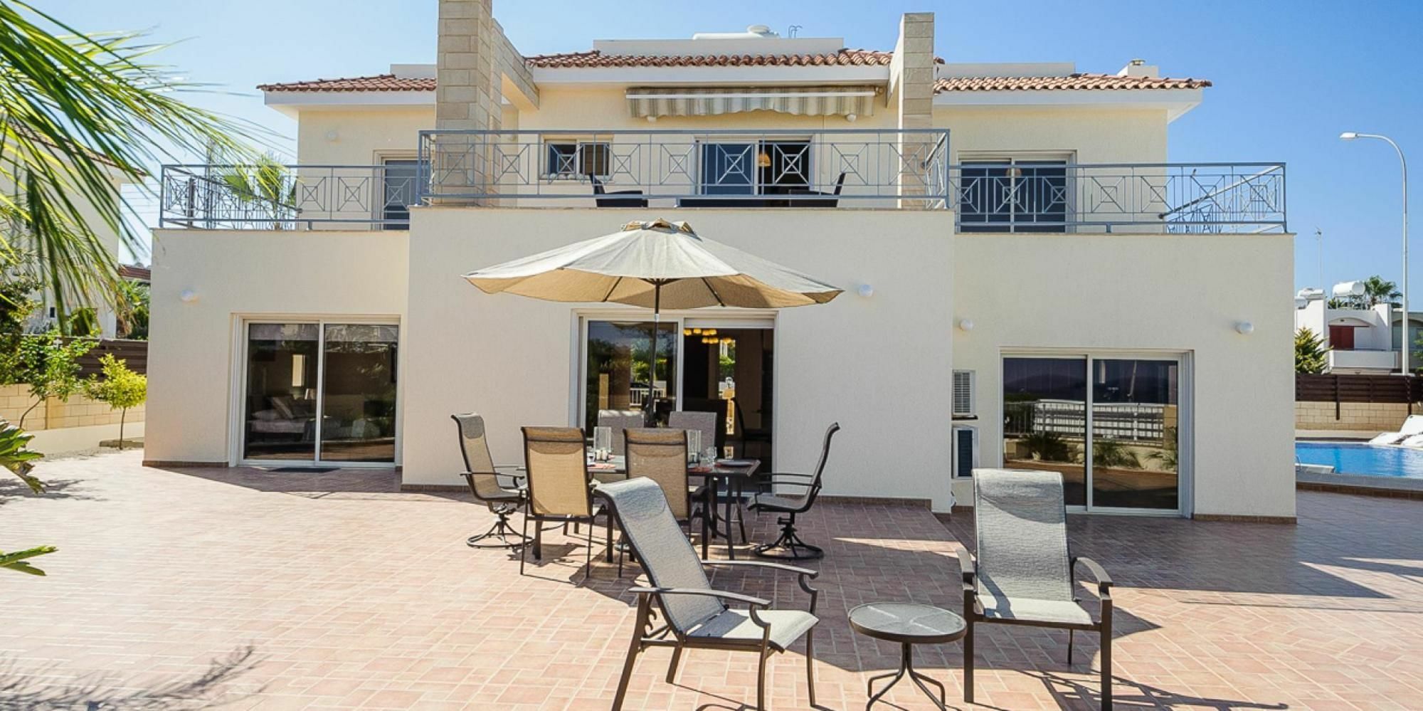 Oceanview Luxury 196