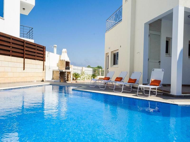 Oceanview Luxury 196 *