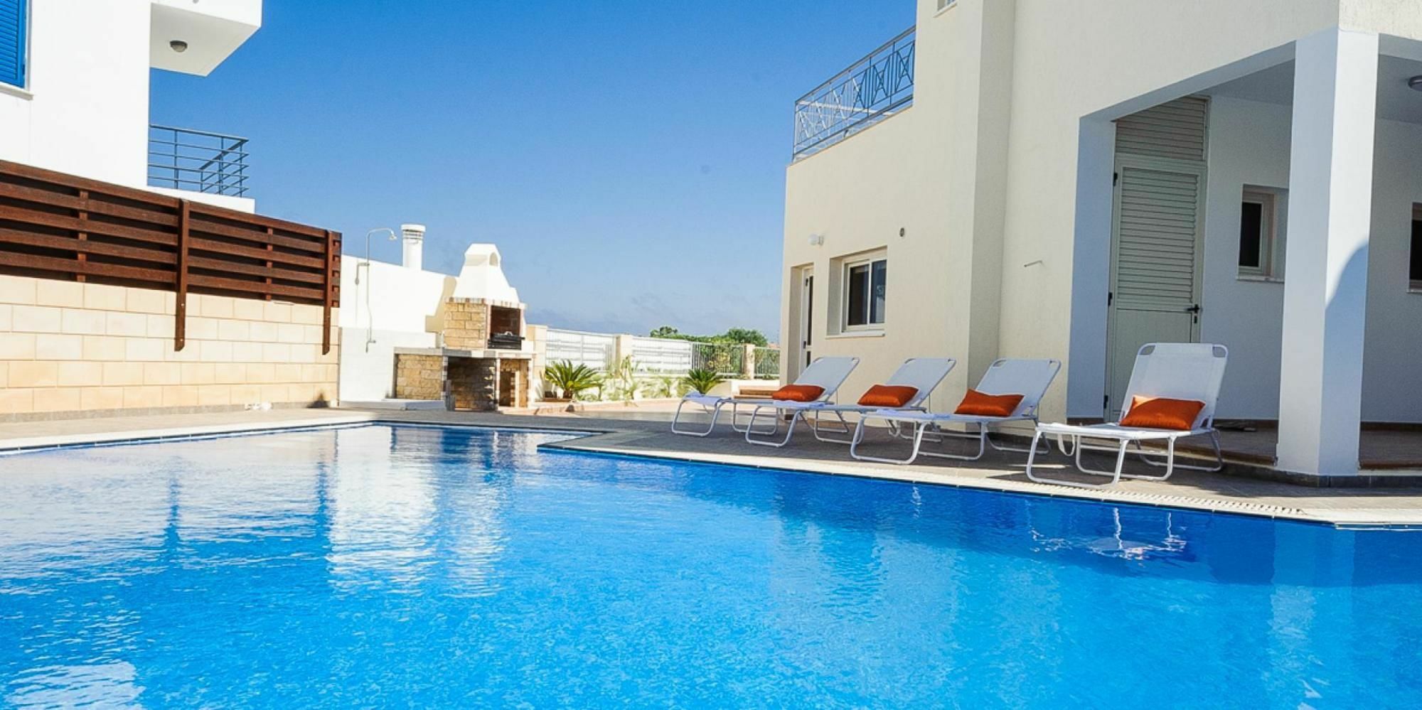 Oceanview Luxury 196