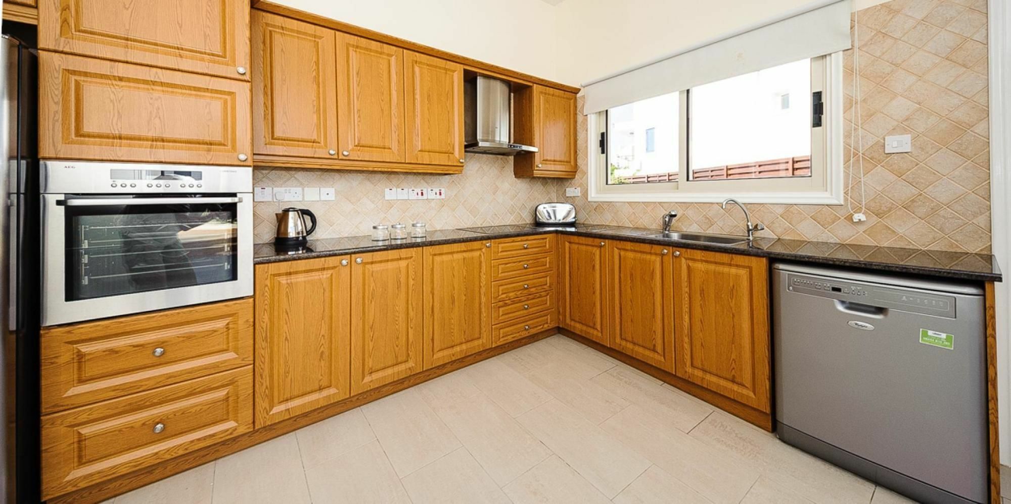 Oceanview Luxury 196