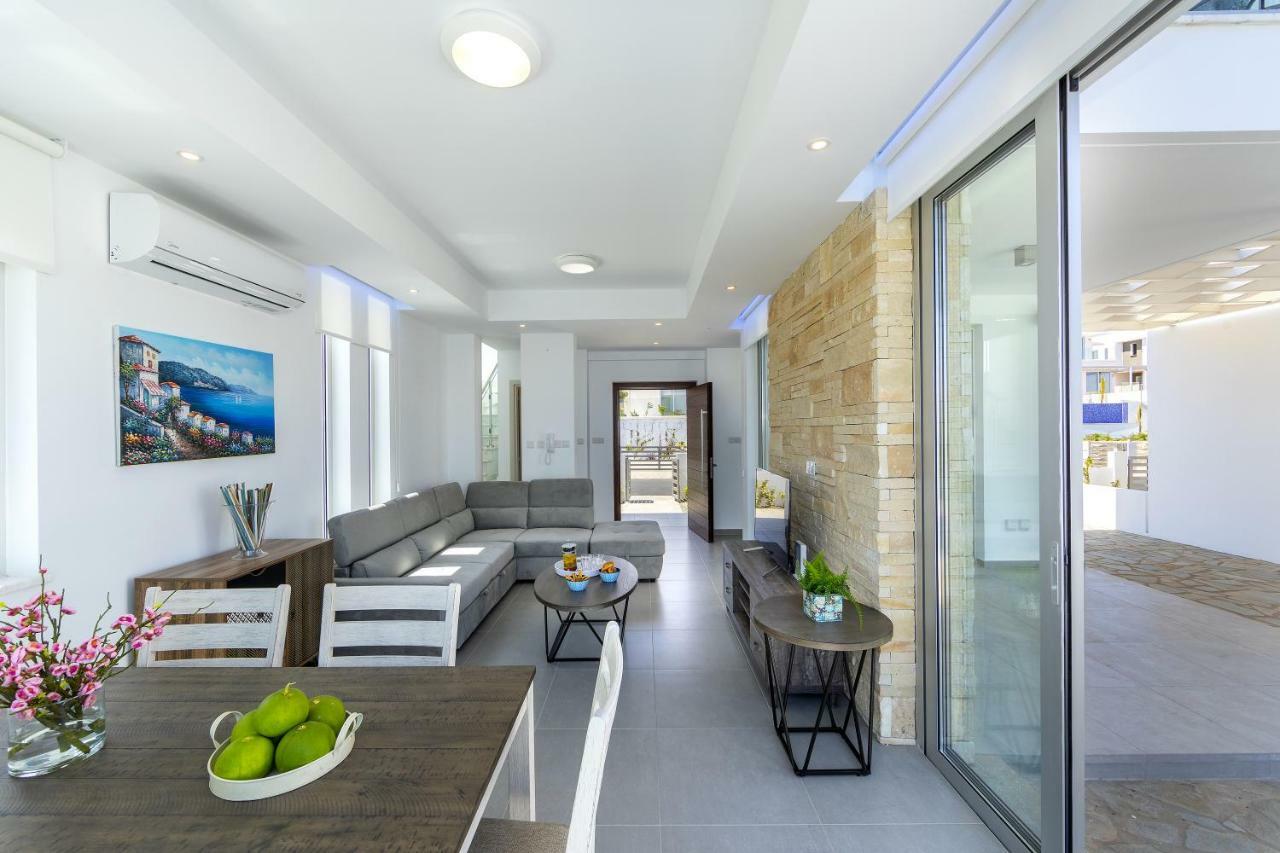 Lifestyle Mylos 9 Villa Protaras