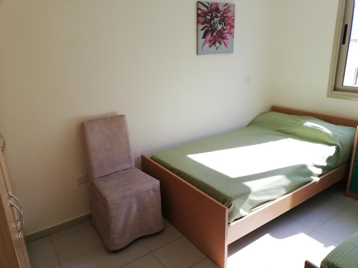Polyxenia House *