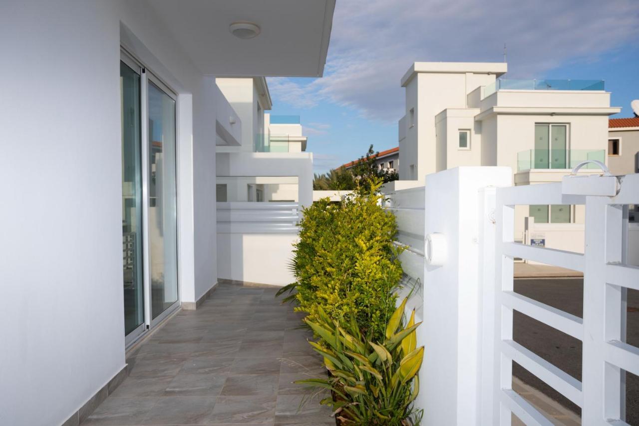 Ioli Bay By Trulycyprus Villa *