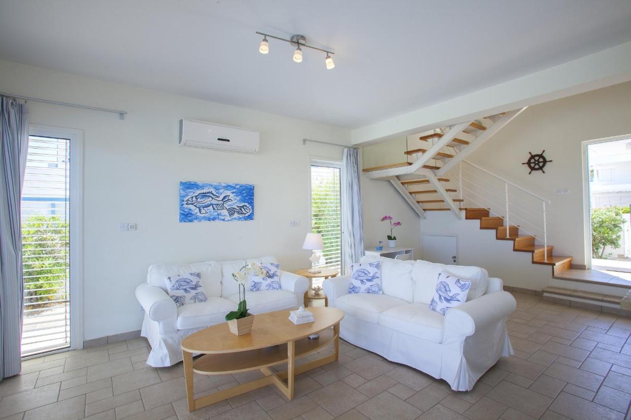 Seafront Melissa Villa *