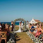 Cavo Zoe Seaside Hotel