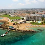 Pola Costa Beach Hotel Apts - Adults Only