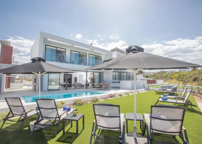 Royal Pearl Villas