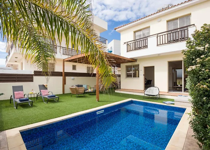 Villa Breeze