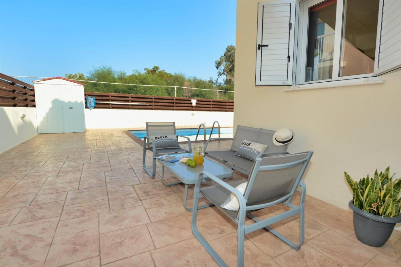 Anasta Villa *