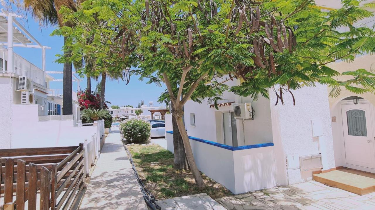 Monte Elias Protaras