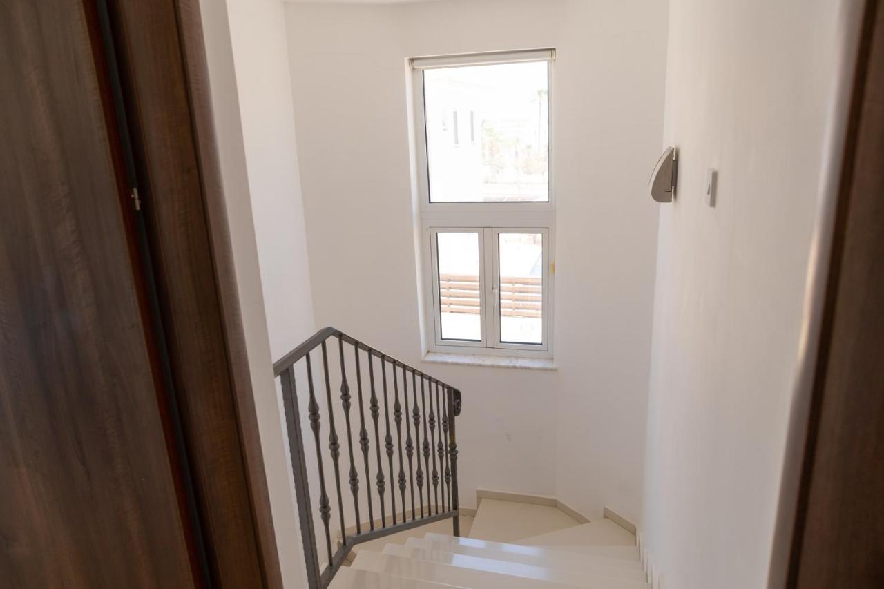 Fig Tree Ekaterina 3 Bdrm Villa *