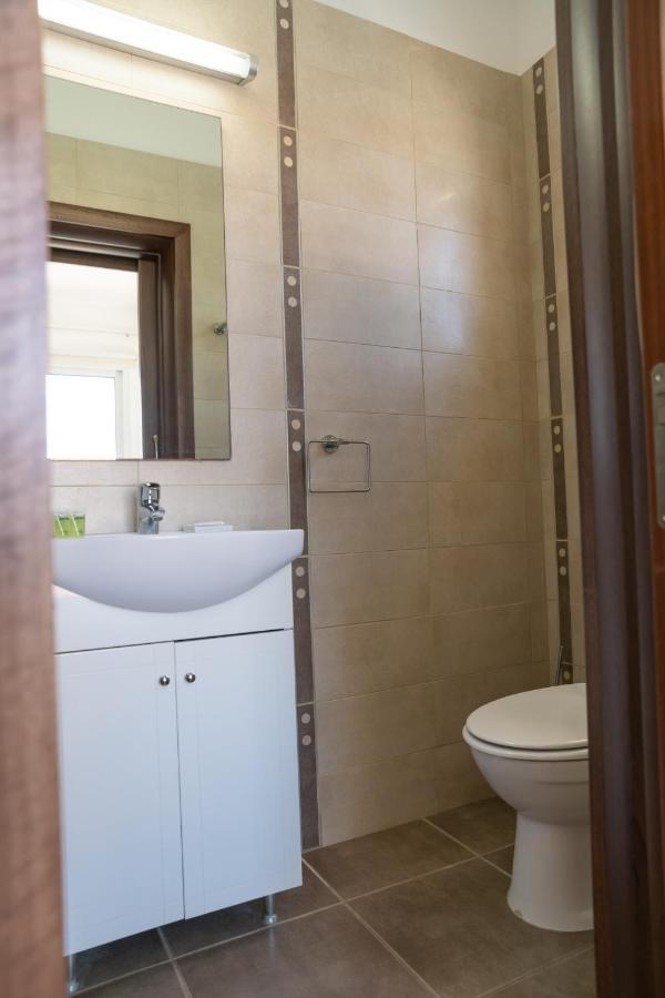 Villa Fig Tree Ekaterina 3 Bdrm