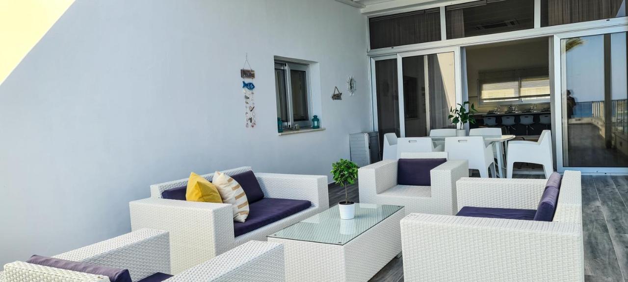 Phaedrus Living: Seafront Luxury Flat Pallini Court 113 Apartment *
