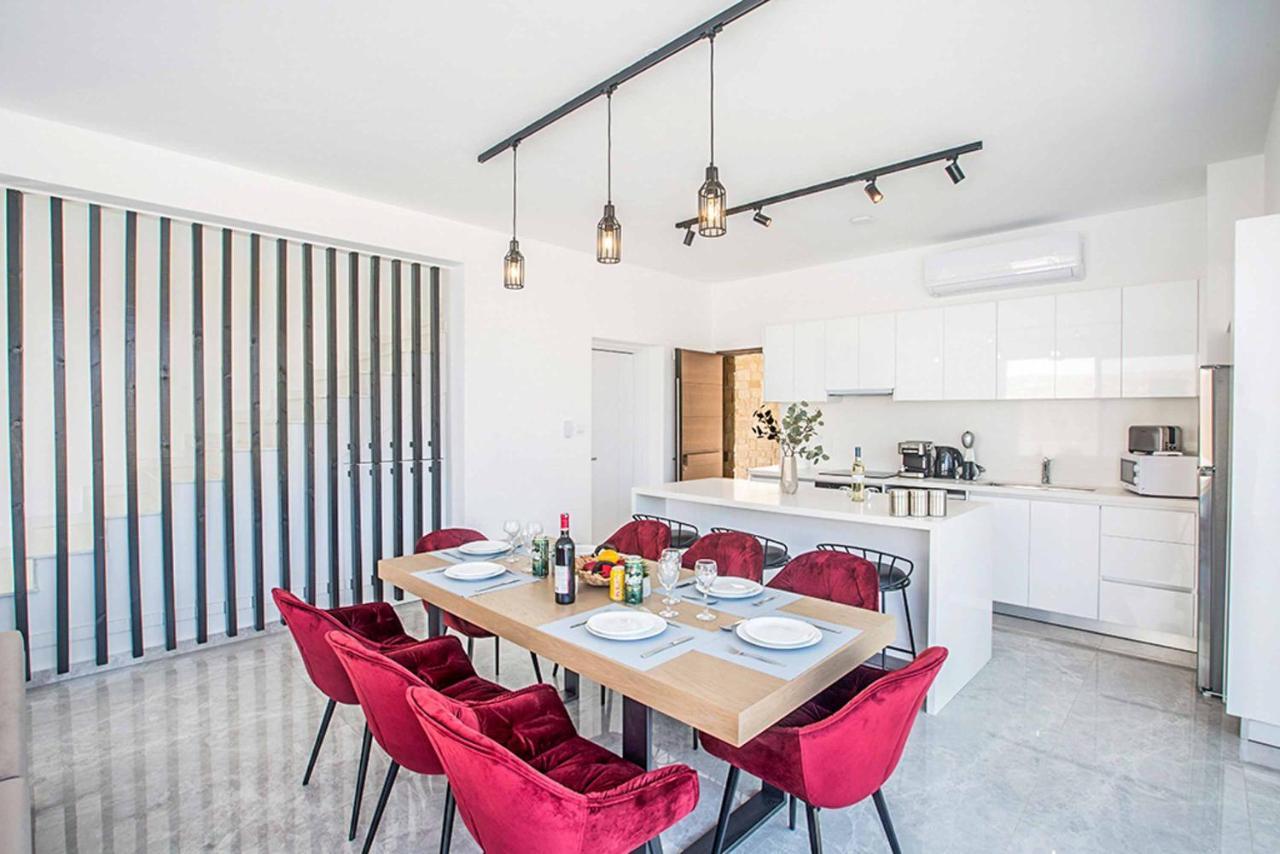Villa Vie Blue 3
