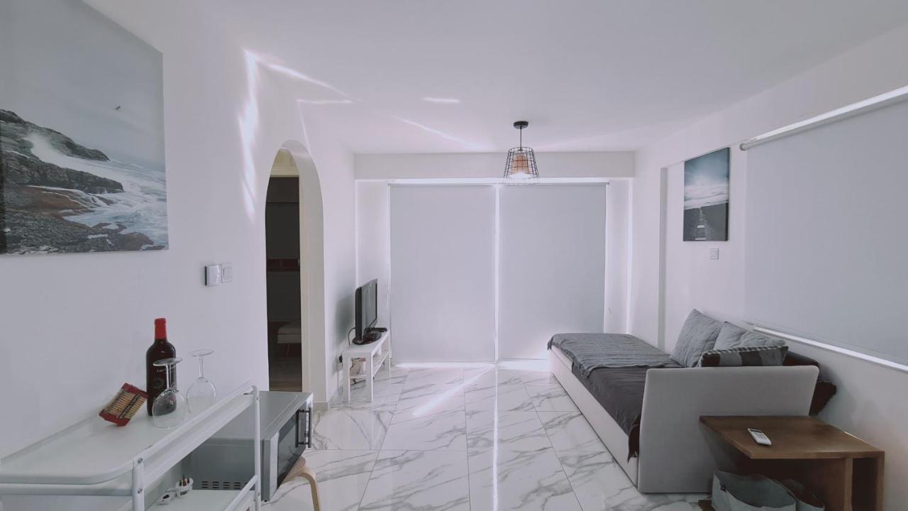 Monte Elias Apartment *