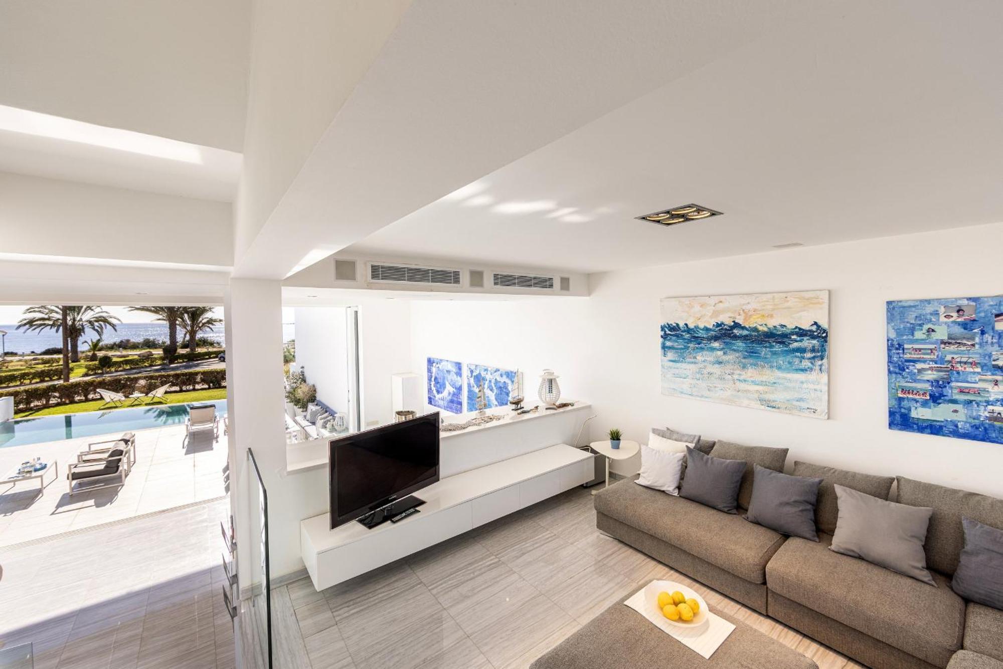 Villa Elaia Luxury Seafront *