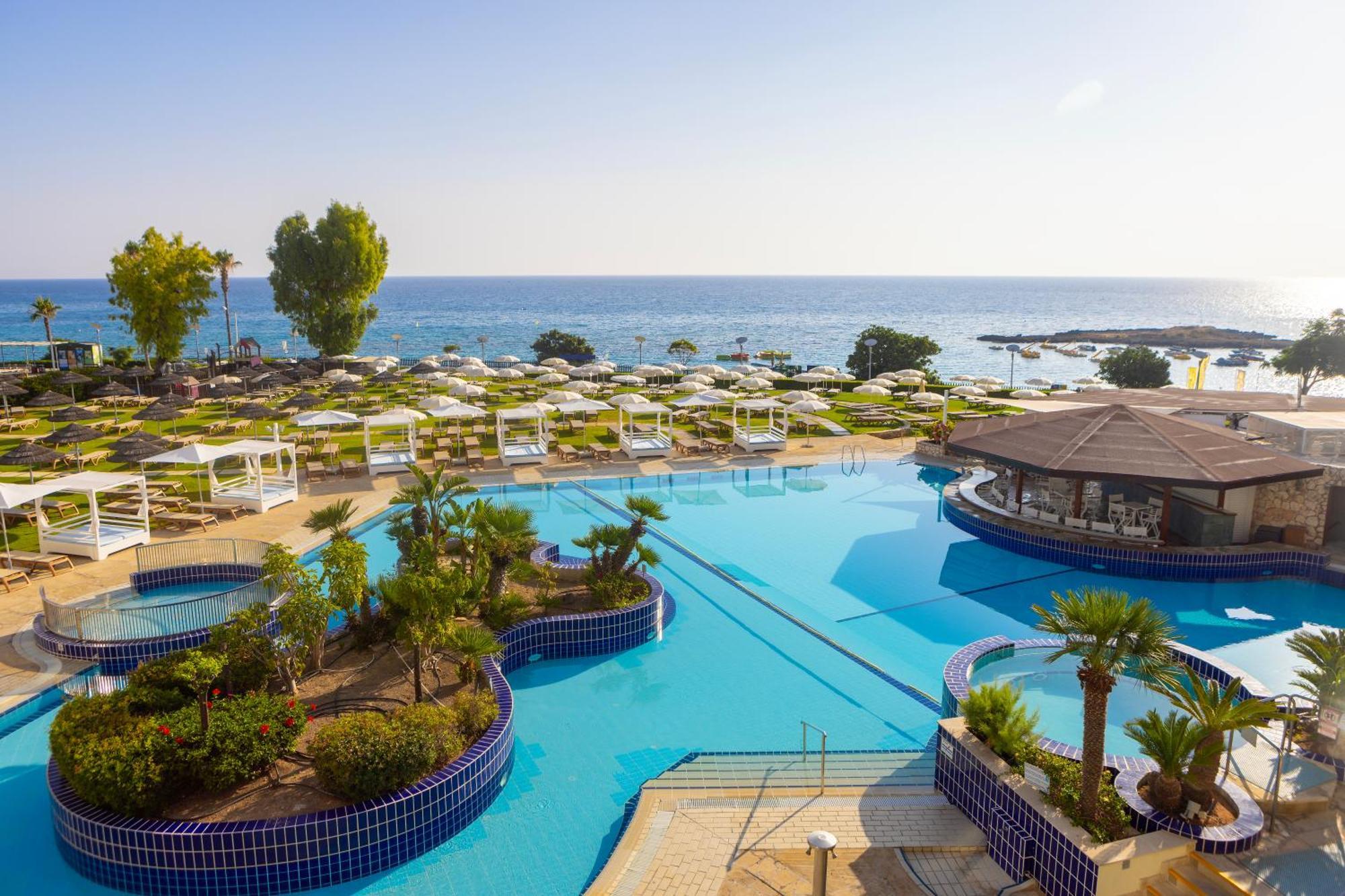 Capo Bay 5* Protaras