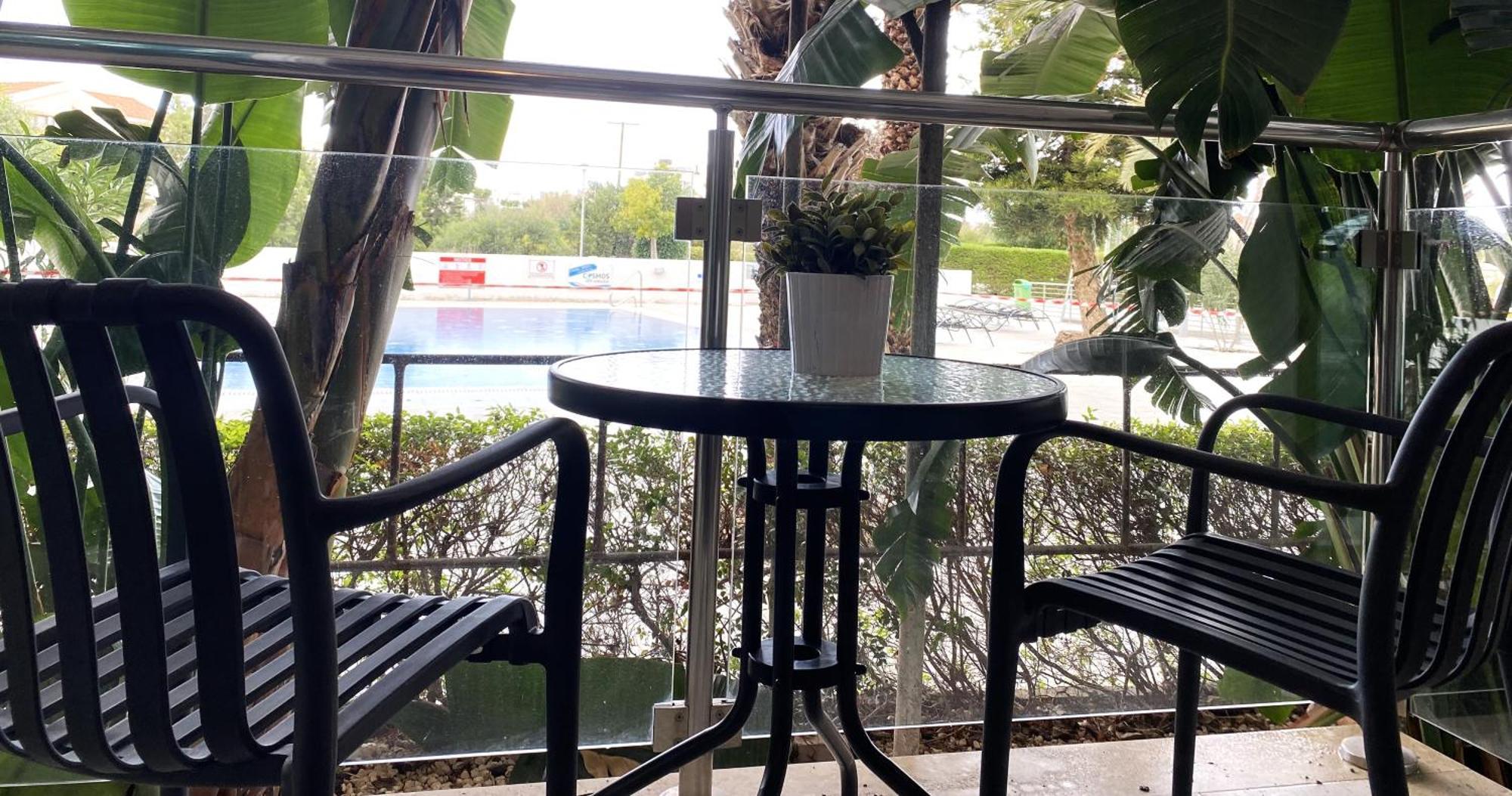 Apartment Coastal Escape *