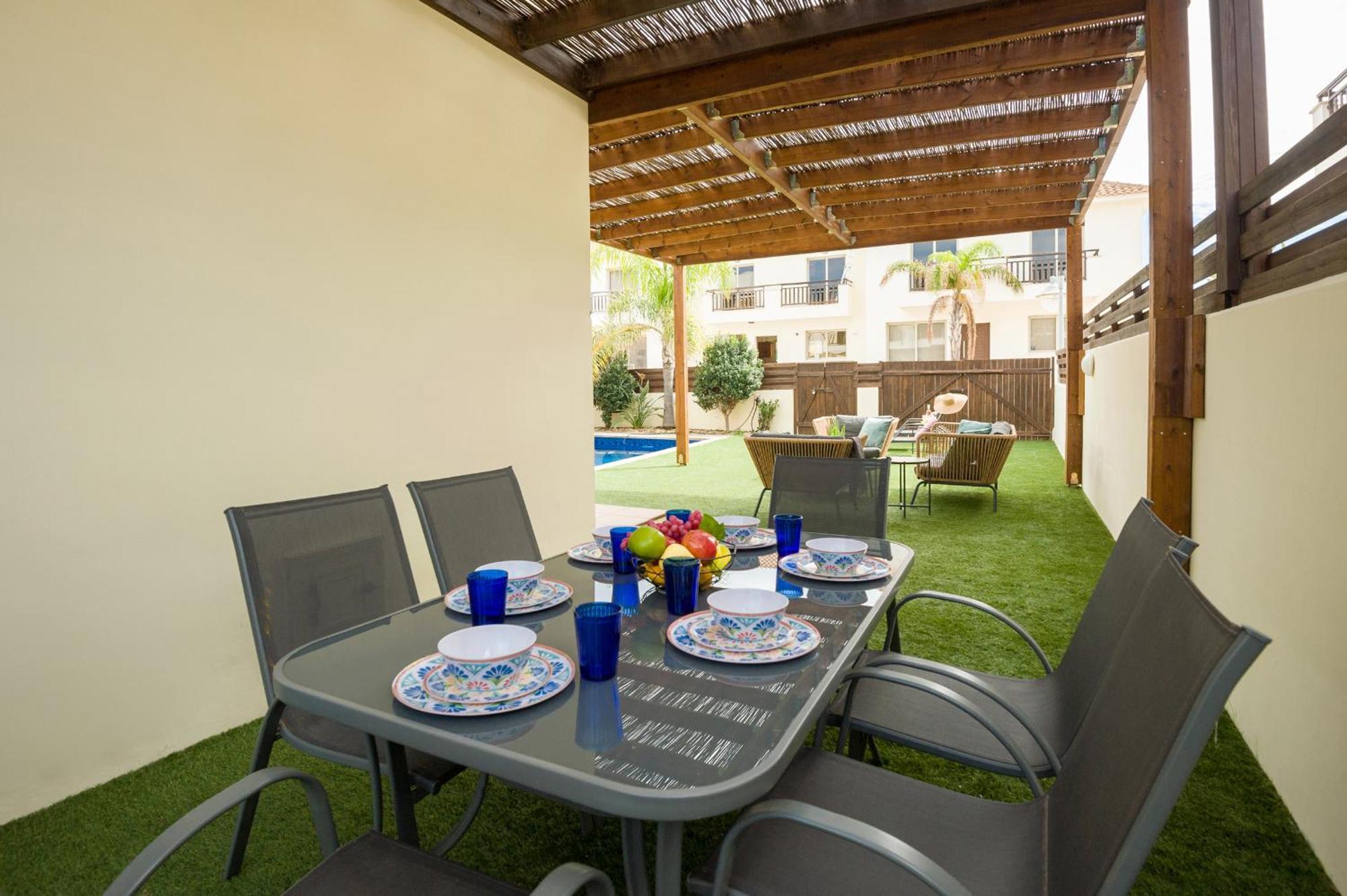 Breeze Villa