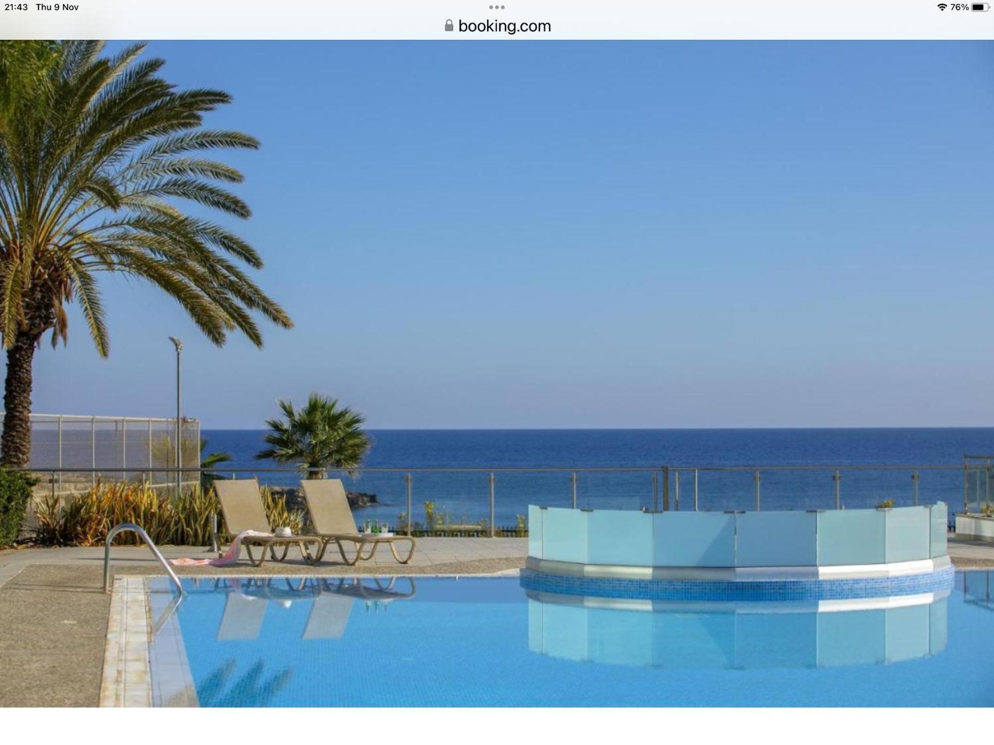 Luxary Vacation By Dess *