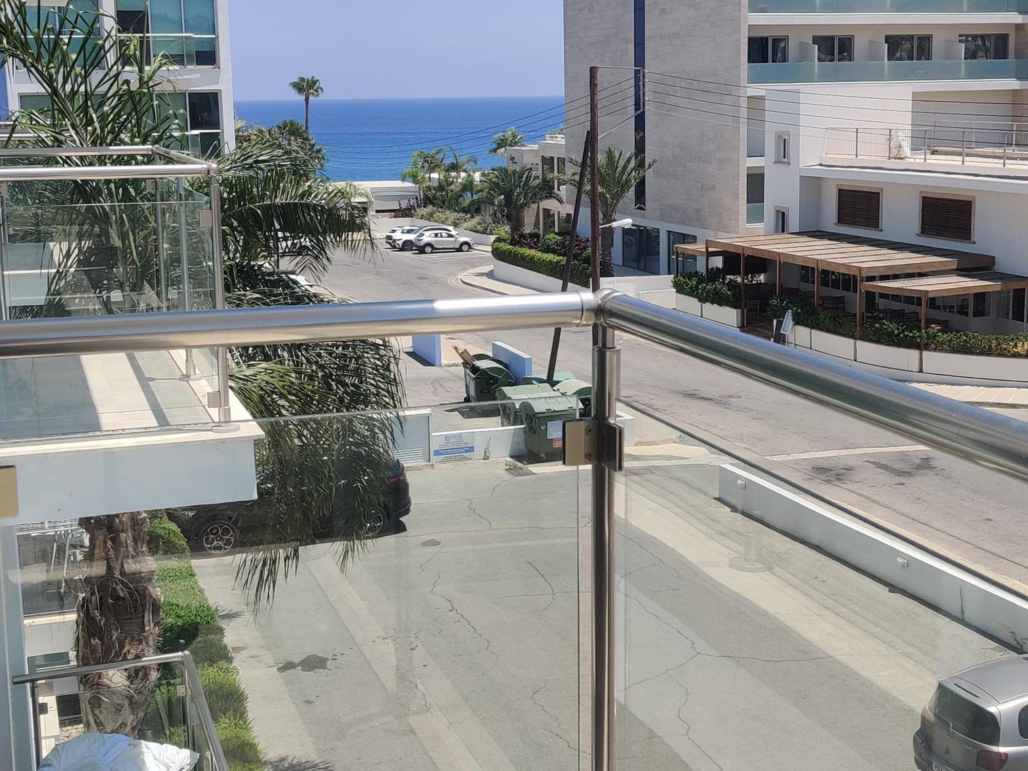 Luxary Vacation By Dess Apartment