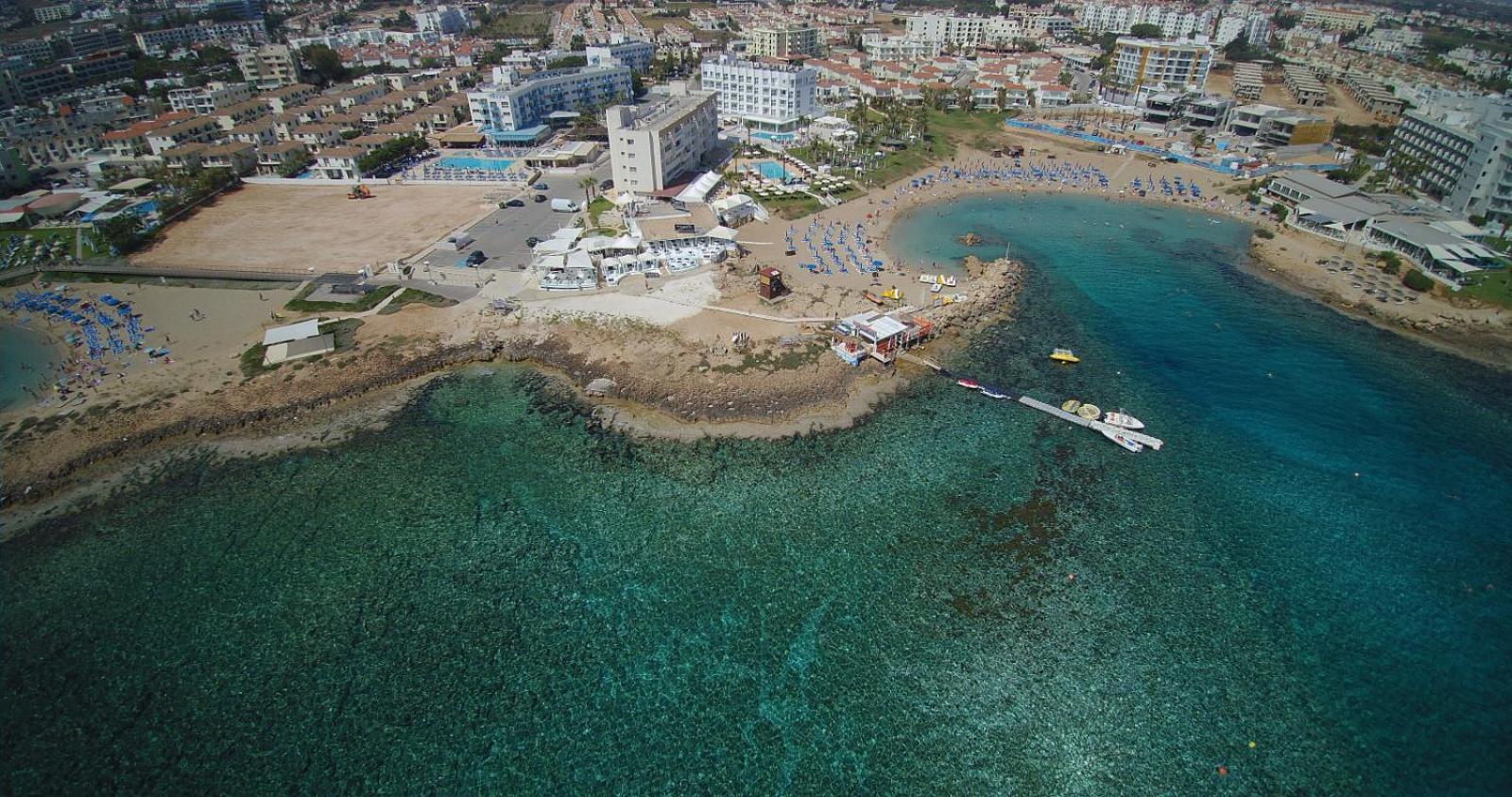 Aparthotel Pola Costa Beach Apts - Adults Only *