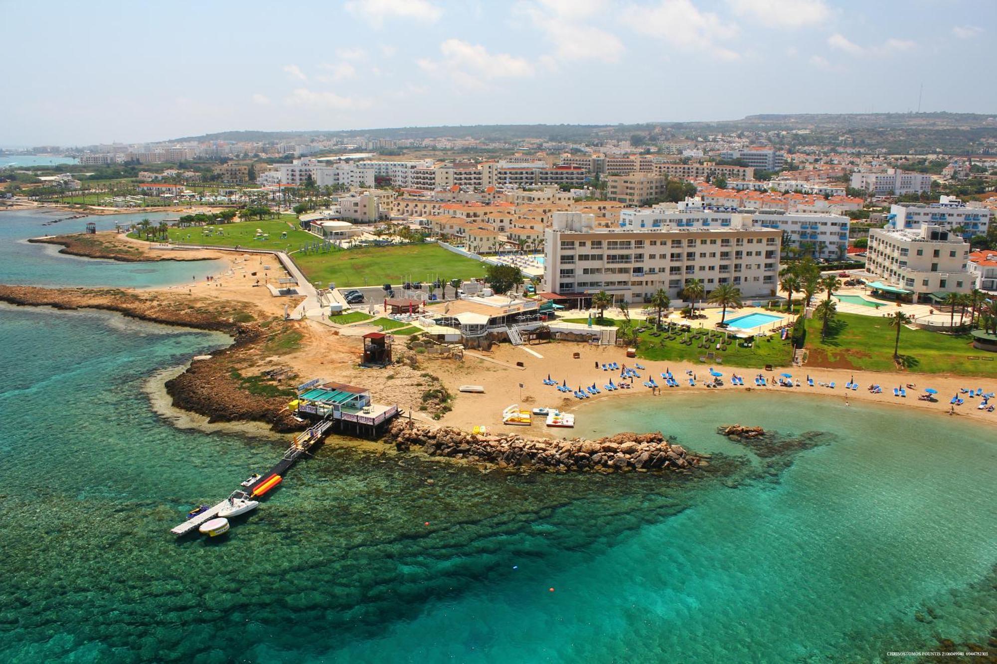 Pola Costa Beach Apts - Adults Only Aparthotel