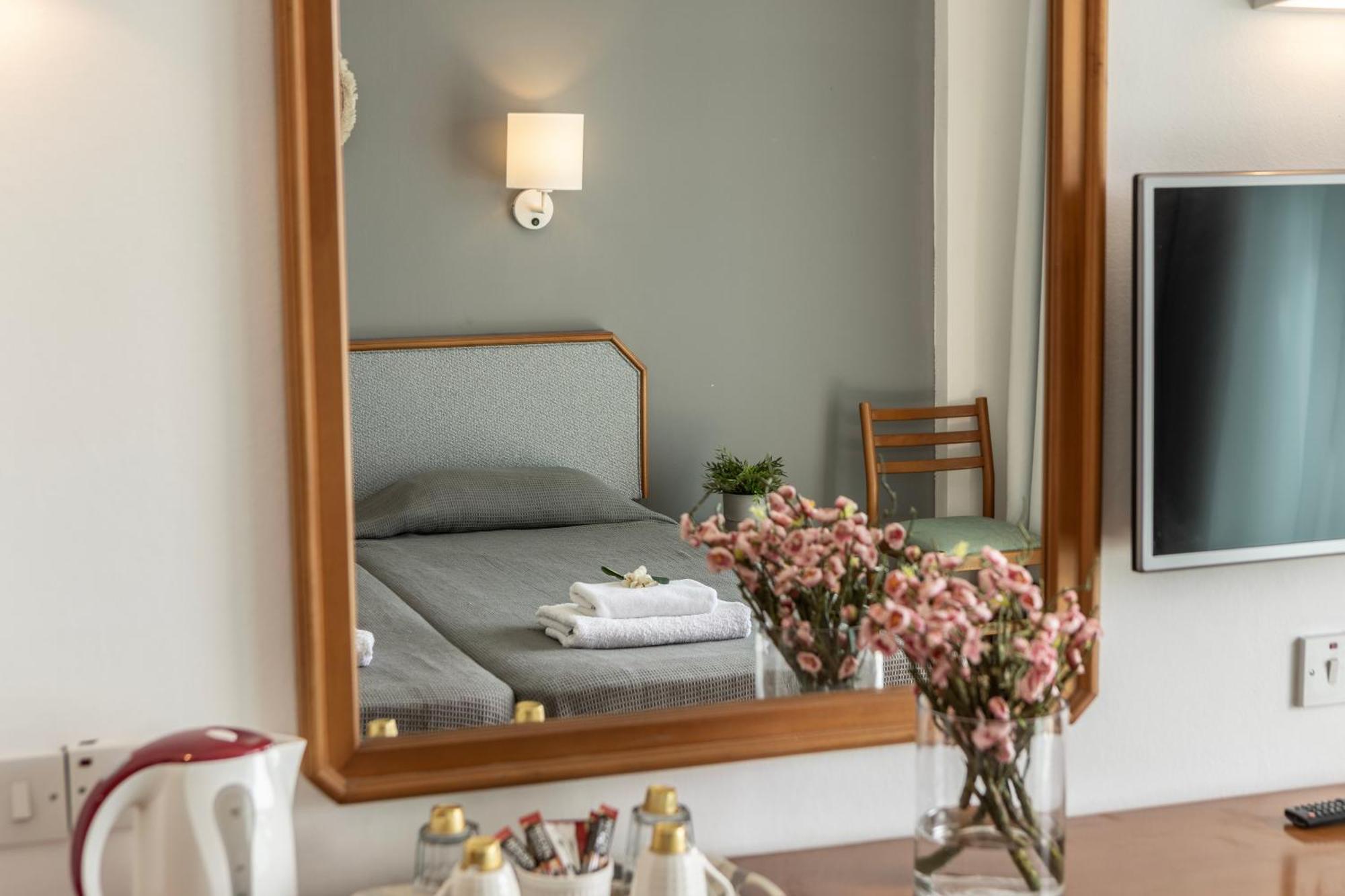 Antigoni Hotel 3*