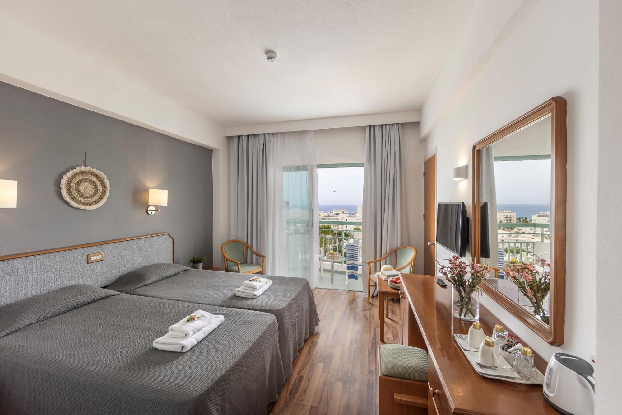 Hotel Antigoni 3*