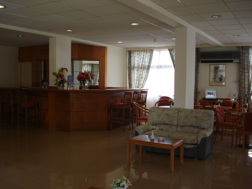 Harry's Hotel Protaras