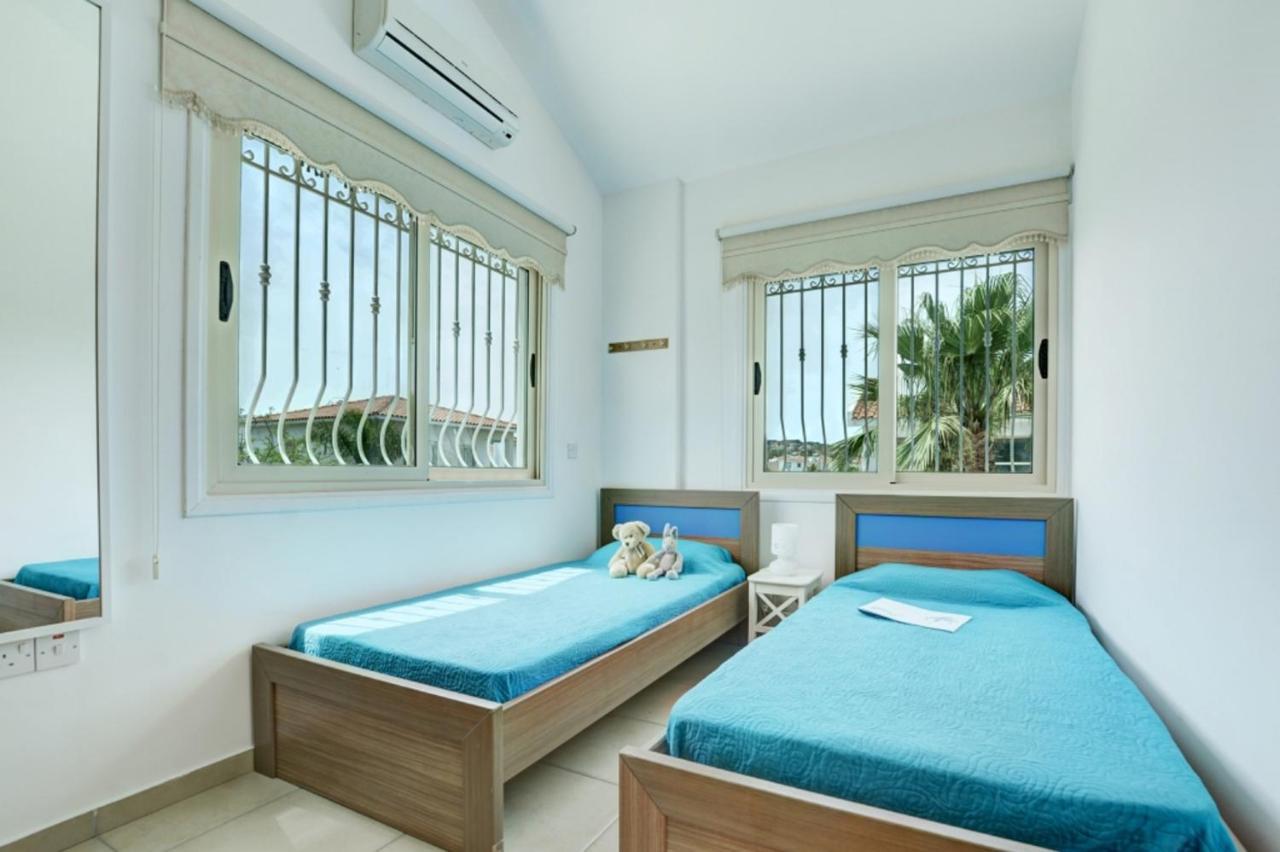Villa Crystal Sea *