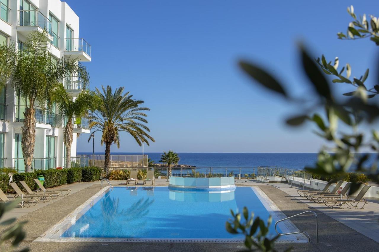 Coralli Spa By Fig Tree Bay Apartment Protaras